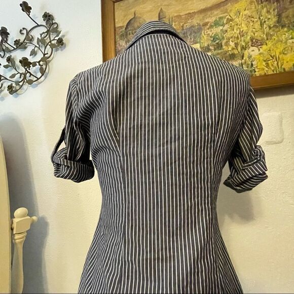 Planet gold striped cotton button up size M - Picture 4 of 10
